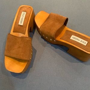 Steve Madden Clogs